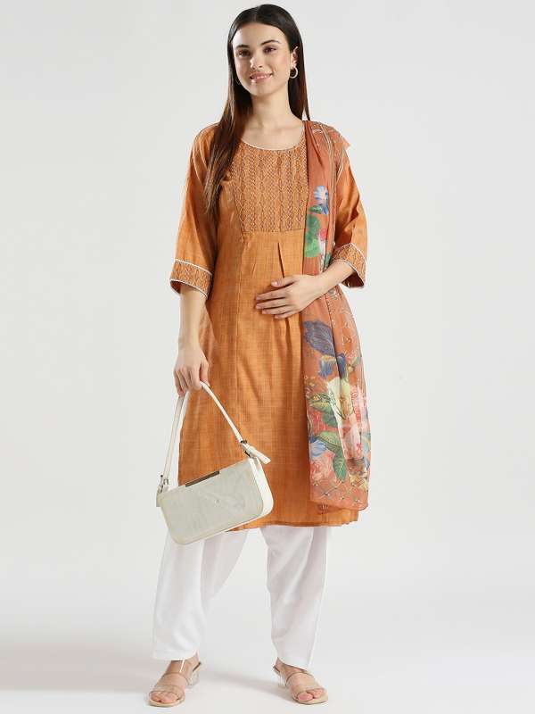 Nursing Kurtas Kurtis Lehenga Choli Buy Nursing Kurtas Kurtis Lehenga Choli online in India