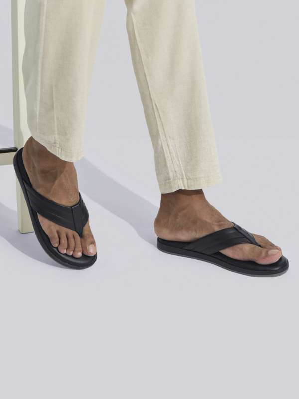 Jimmy choo flip flops mens discount