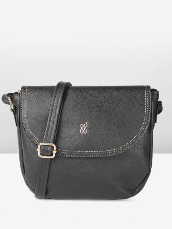 Baggit black sling bag store