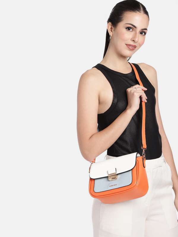 Side bags for college girl myntra cheap