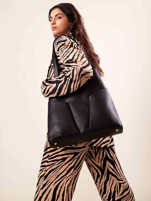 Structured tote bag with pockets 2025