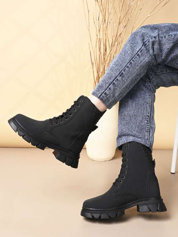 Black Women Boots La Brizo Do Bai Buy Black Women Boots La Brizo Do Bai online in India