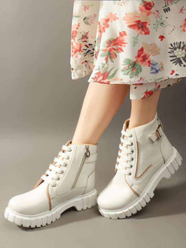 Ladies white boots outlet