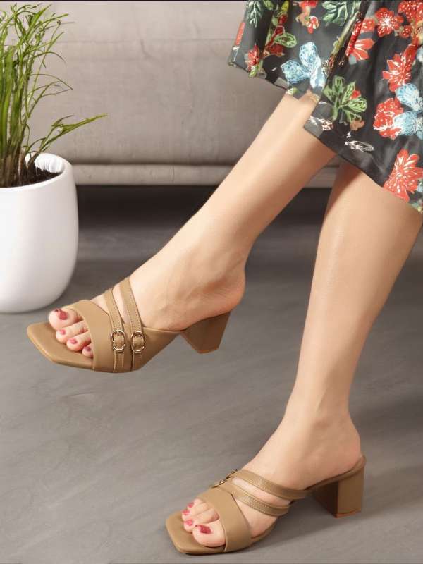 Sandals online store