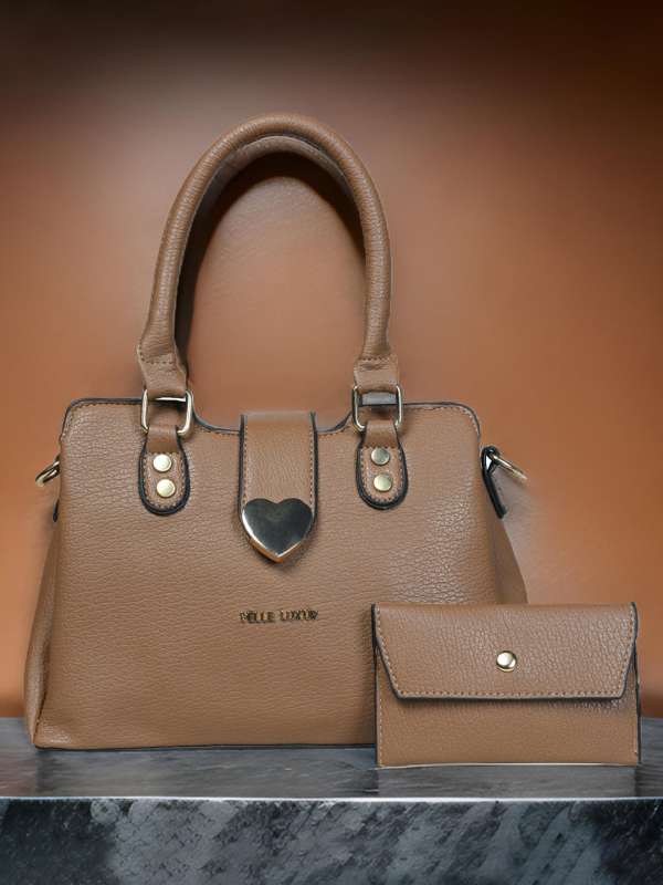 Remanika bags top
