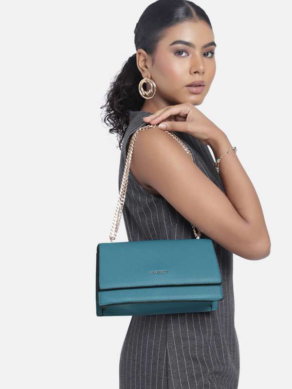 Women Chain Handbags Buy Women Chain Handbags online in India