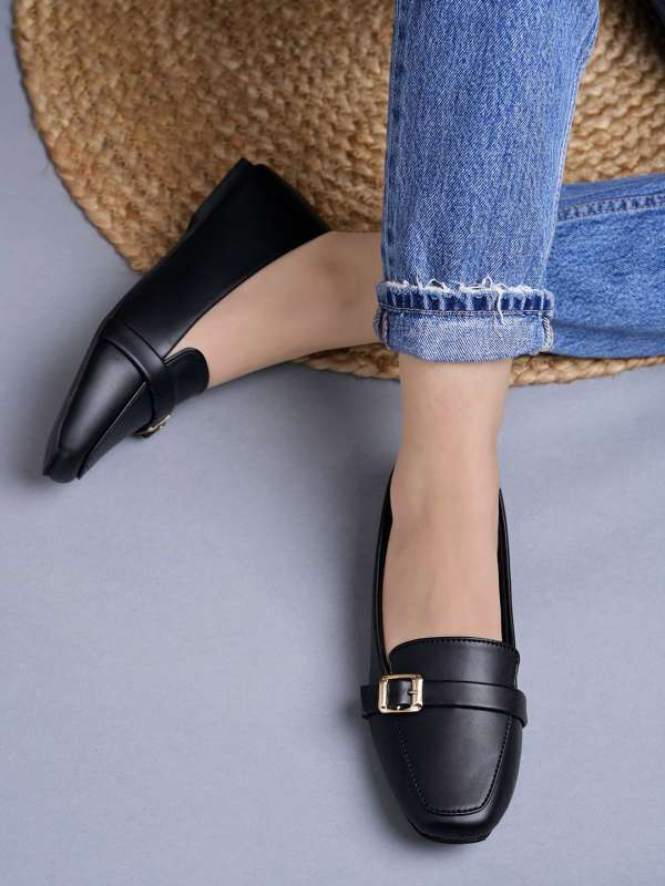 Flats Buy Womens Flats and Sandals Online in India Myntra