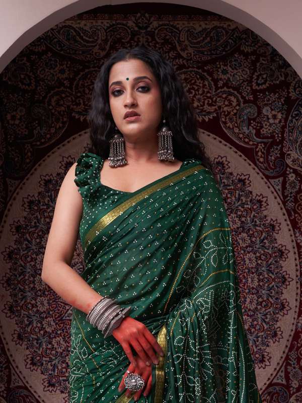 Shop for Sarees Under 1000 on Myntra Online
