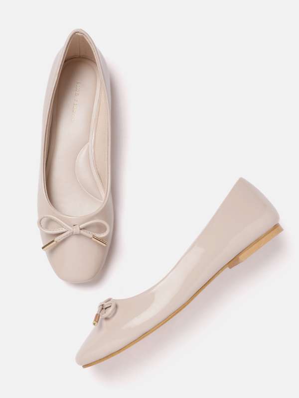 Women Flat Footwear Buy Women Flat Footwear online in India