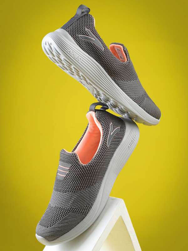 Walking shoes for men online on sale