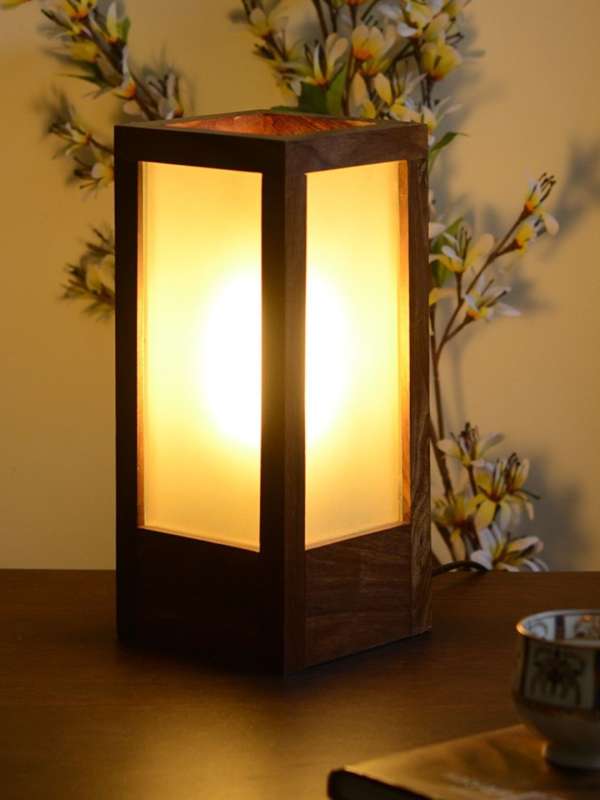myntra table lamp