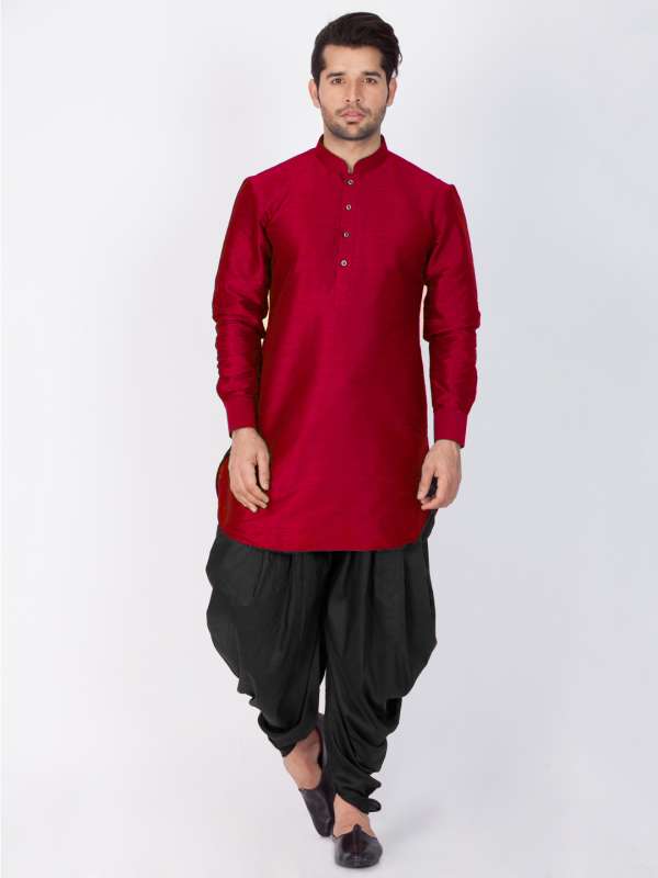 Black kurta with maroon waistcoat hotsell
