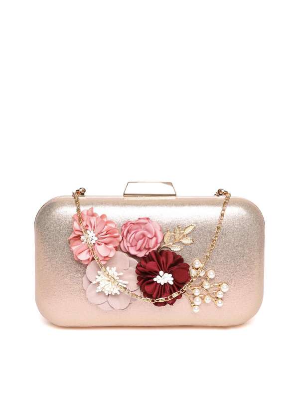 clutches online myntra