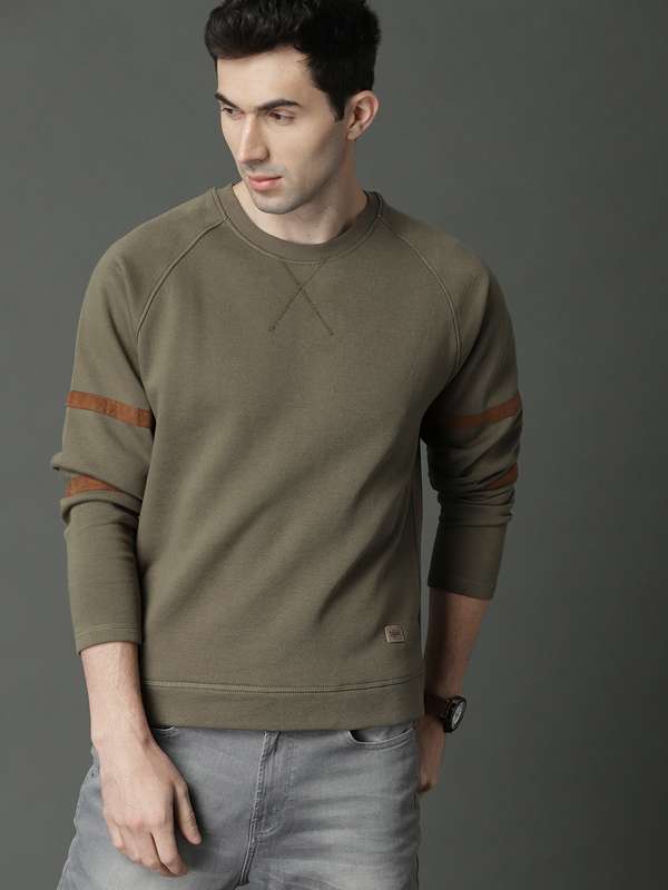 Sweatshirts for men myntra clearance
