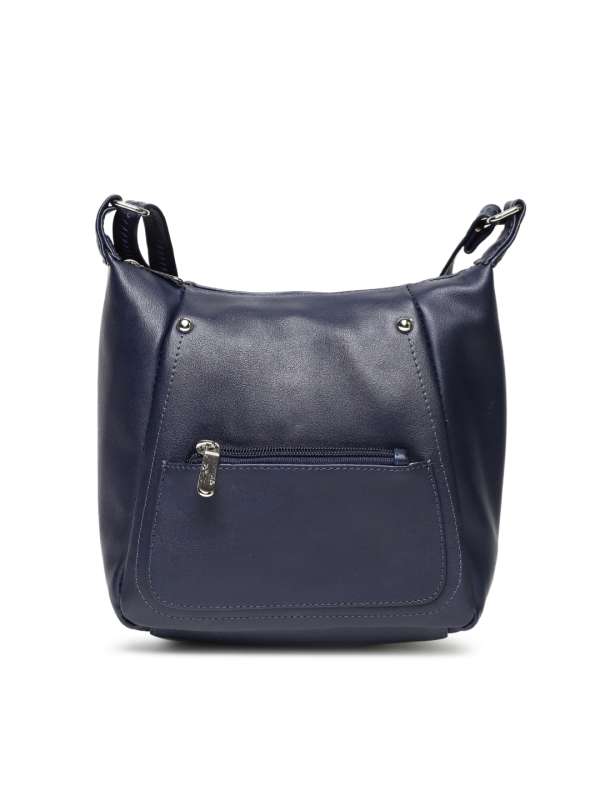 myntra mast and harbour bags
