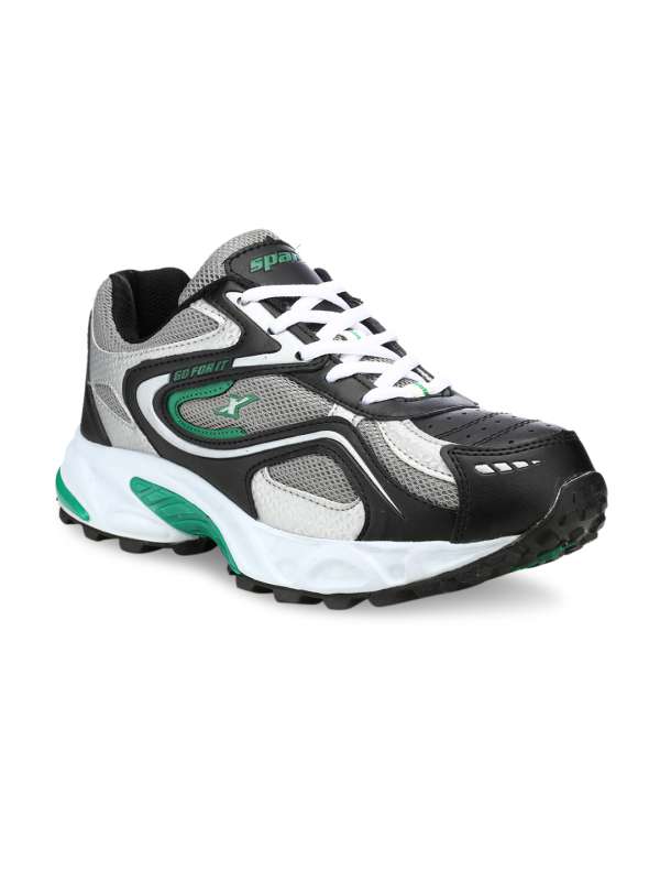 sports shoes of sparx