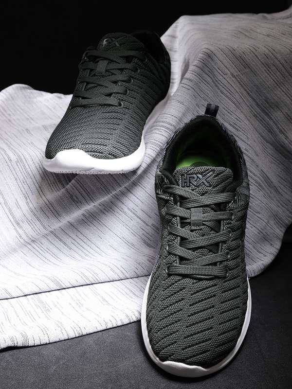 running shoes for men myntra