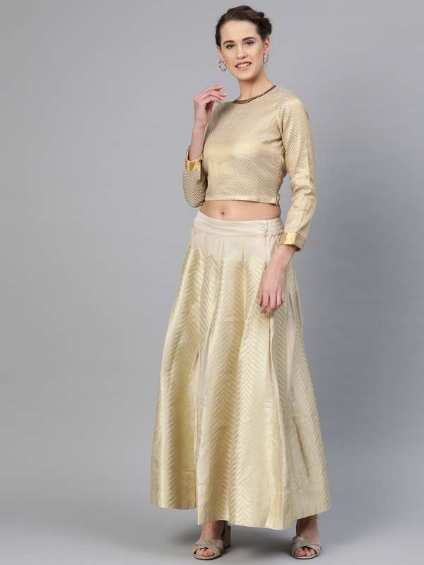 Crop top and store lehenga skirt online myntra