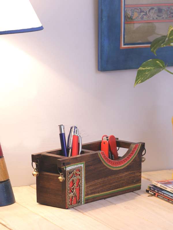 Buy Wooden Pen Holder With Sheesham Wood-Online-Wooden Desk