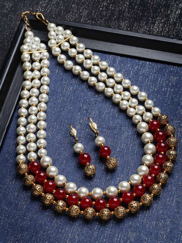 Pearl necklace myntra online