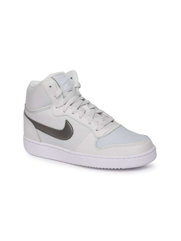 nike casual shoes myntra