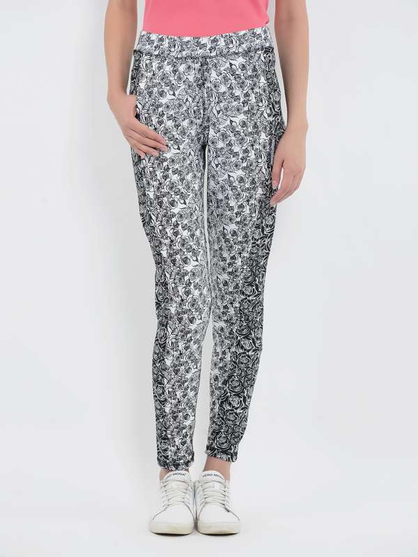 Myntra printed leggings store