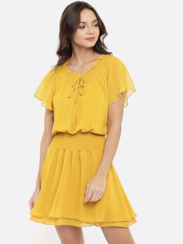 Bcbgeneration yellow dress 2025