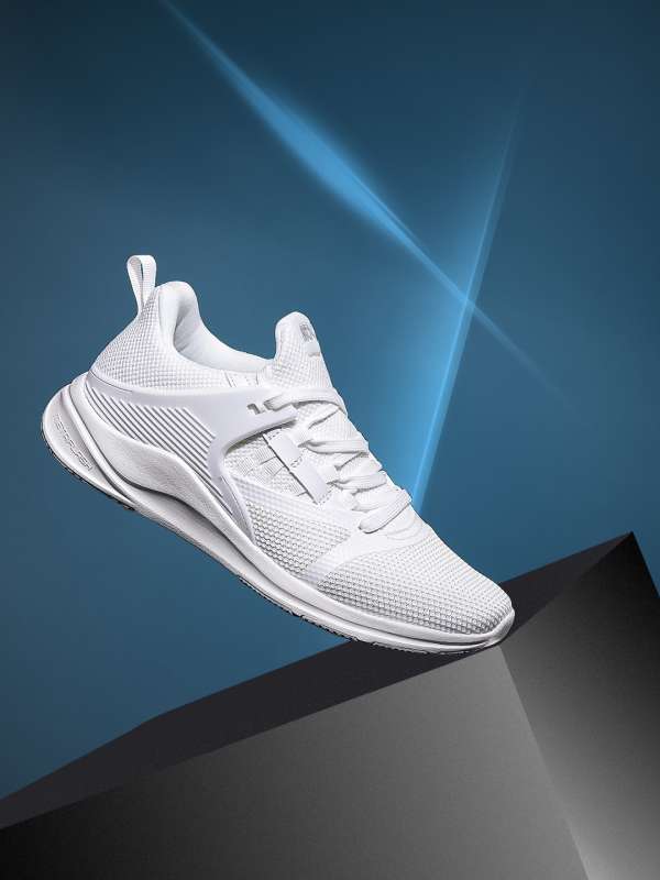 Total 36+ imagen mens white running shoes - Abzlocal.mx