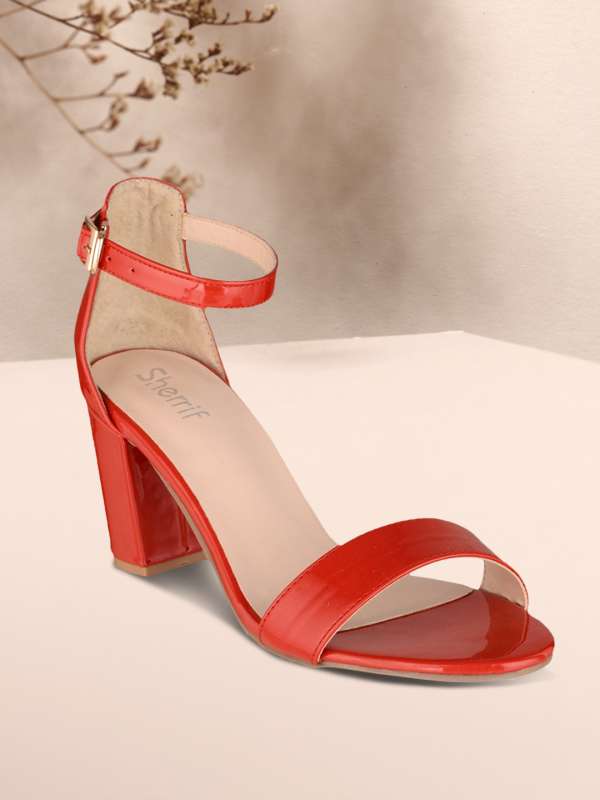 Red pumps block heel store