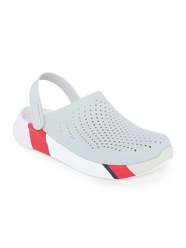 myntra crocs men