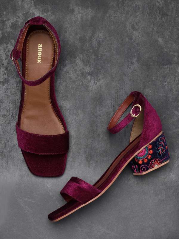 burgundy heels online