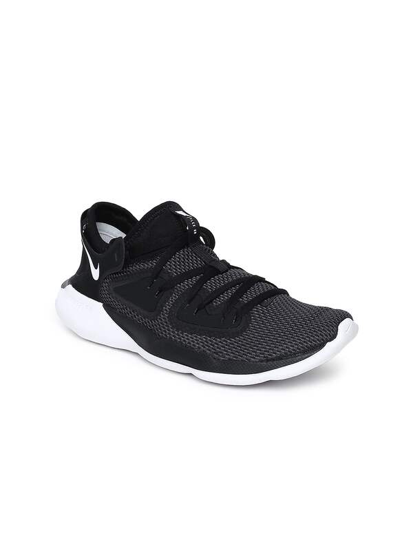 myntra nike shoes 50 off