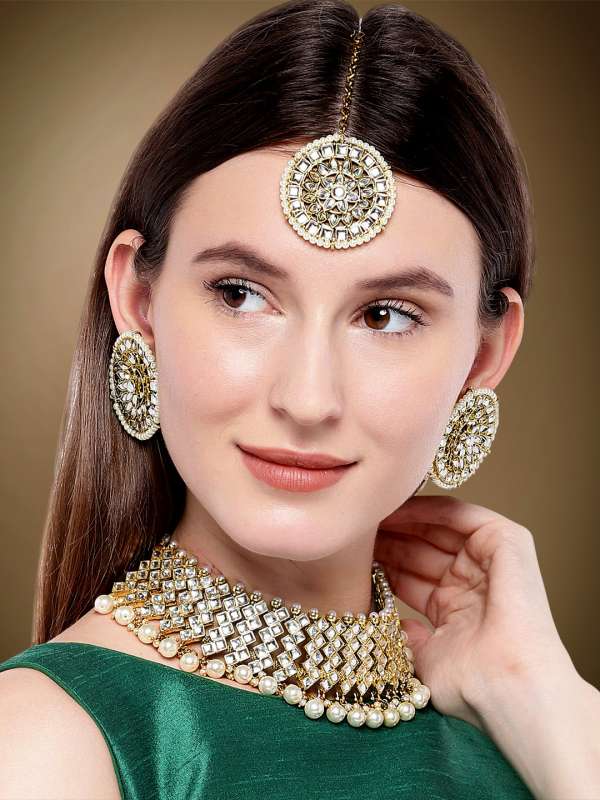 Peora 18k Gold Plated Traditional Jewellery Set 9780363.htm Buy Peora 18k Gold Plated Traditional Jewellery Set 9780363.htm online in India