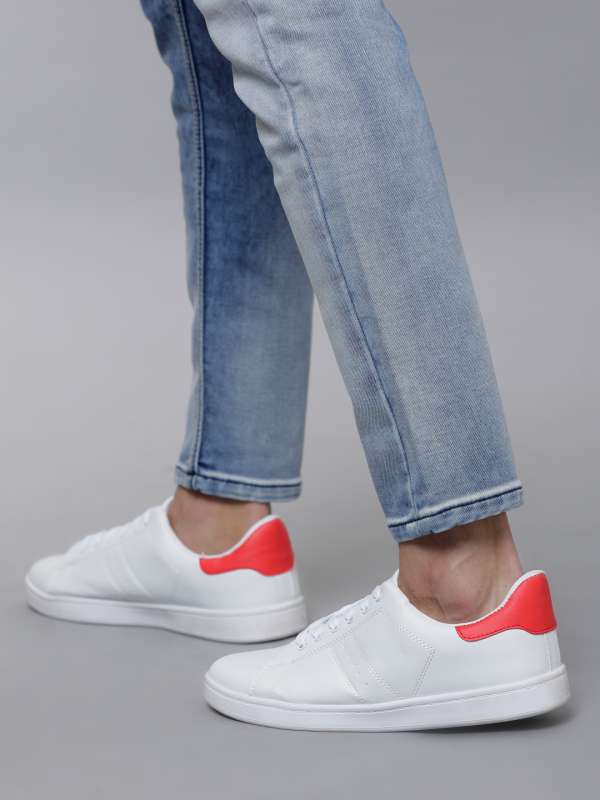 white sneakers for men myntra