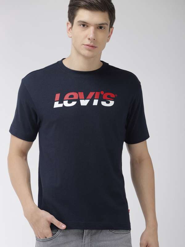 levis written t shirt