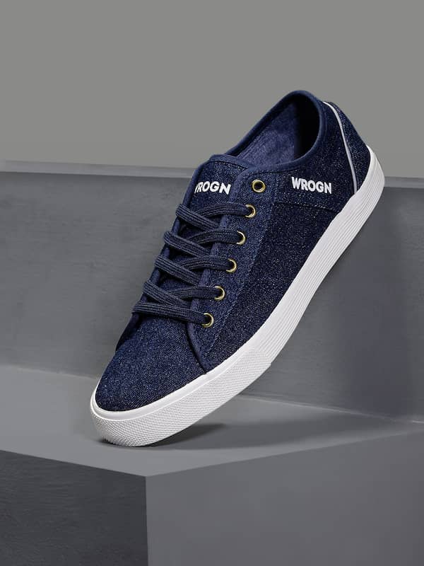 myntra canvas shoes