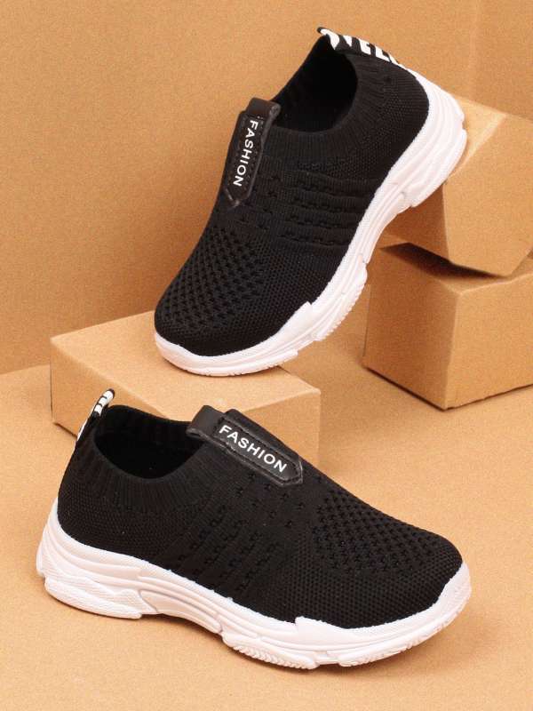 nike black school shoes online india