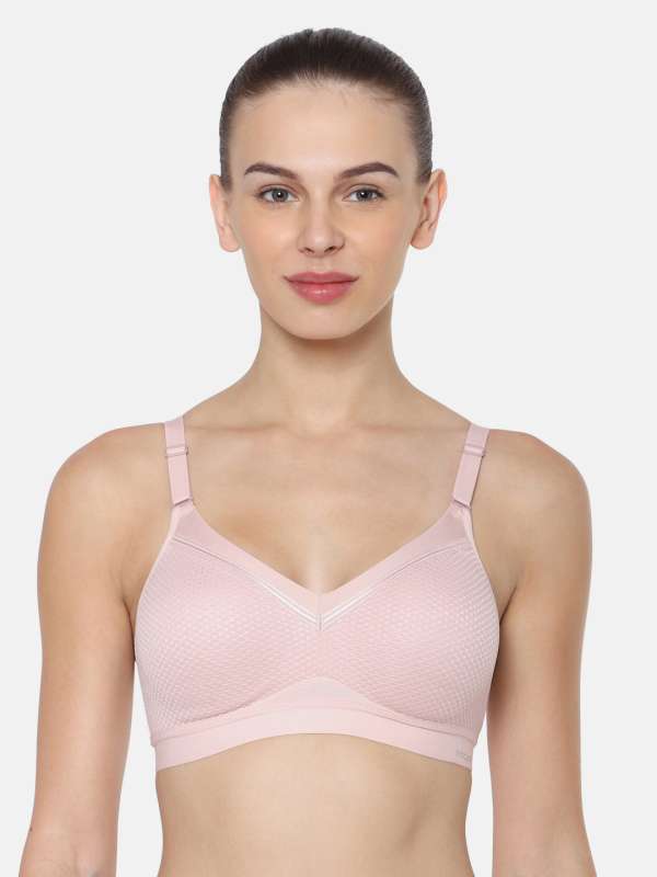 sports bra on myntra