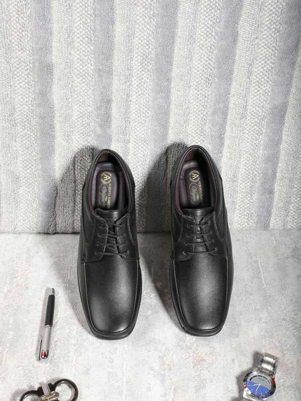 Alberto torresi boots myntra best sale