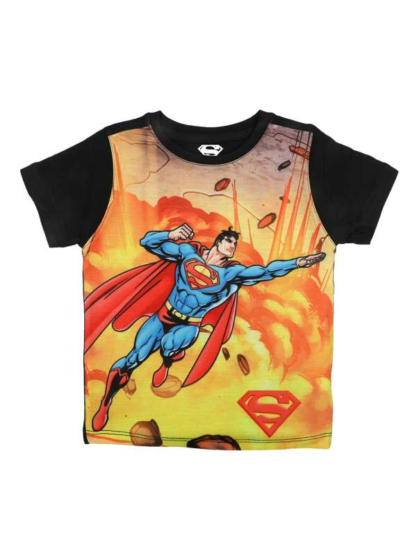 Salman in online superman t shirt