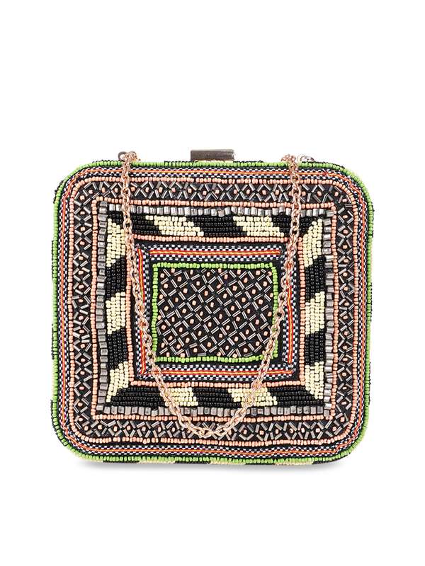 chumbak clutches