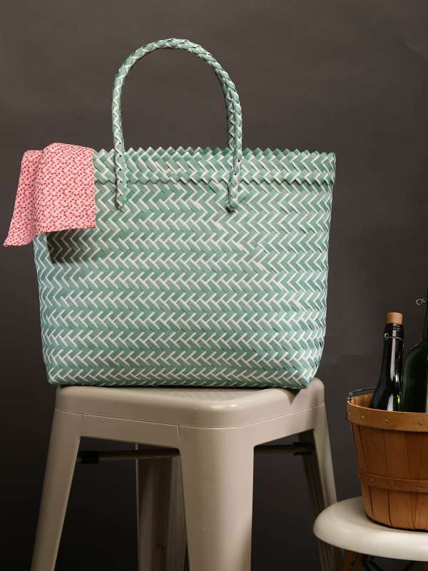 Chumbak bags myntra best sale