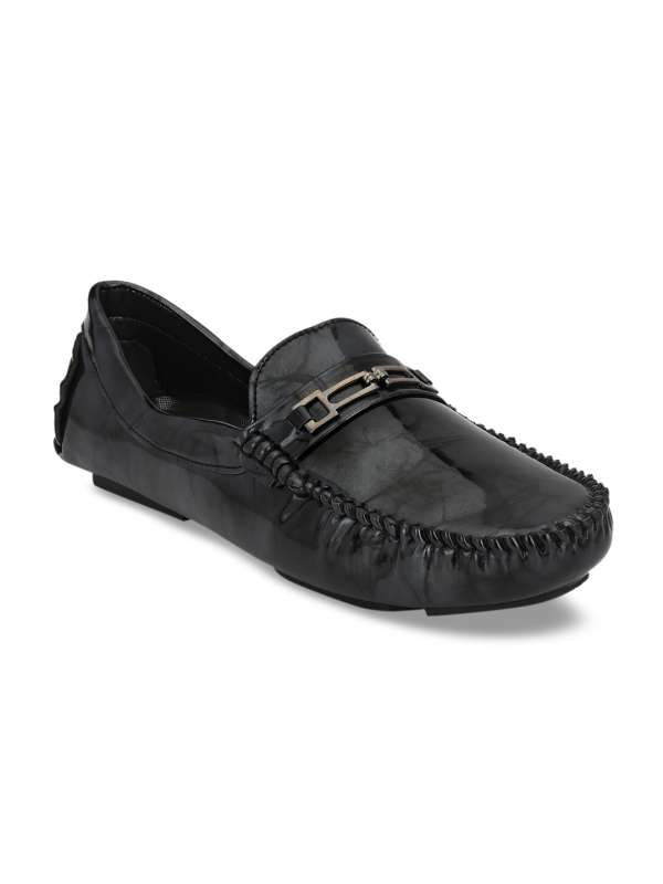 myntra loafers for men