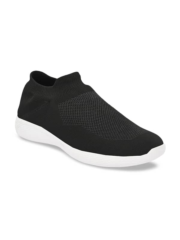 casual shoes myntra