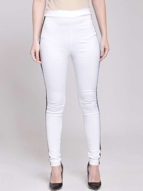 white jeggings myntra