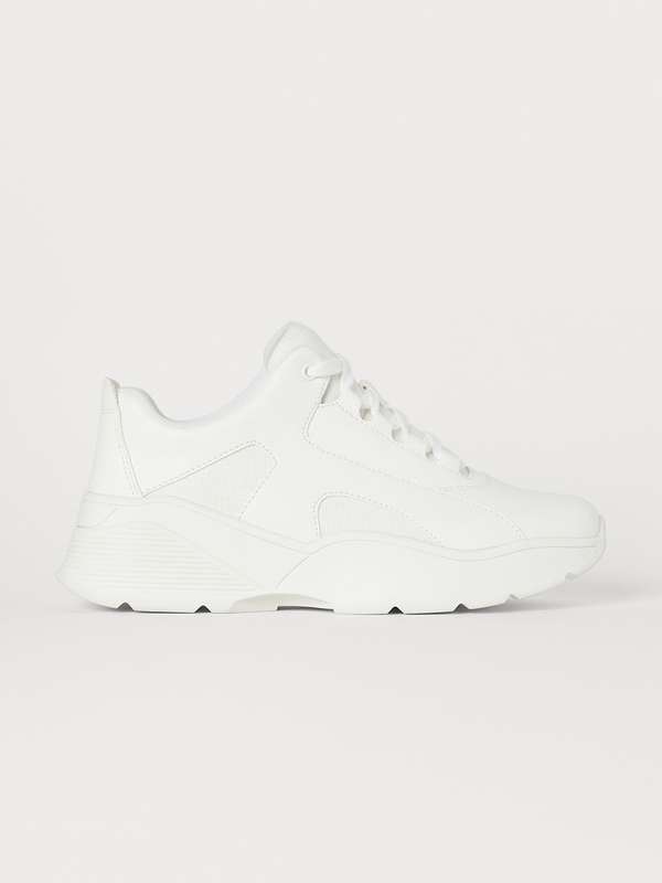 Myntra footwear clearance