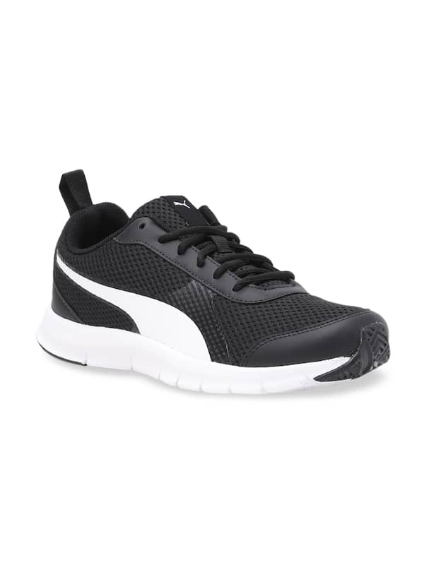 Buy Men Sports Shoes Online in India 