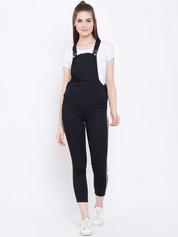 black dangri jeans