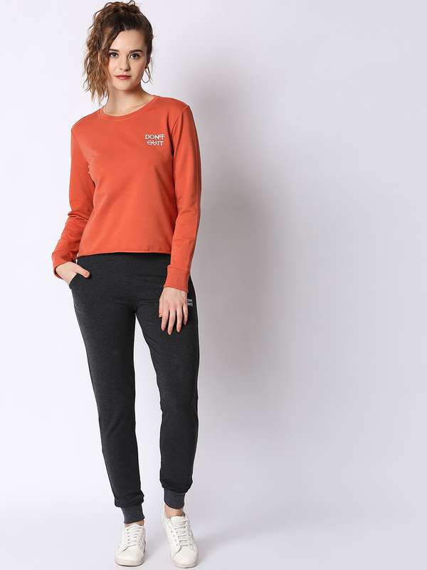 tracking suit online