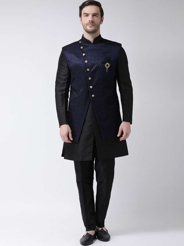 navabi dress man